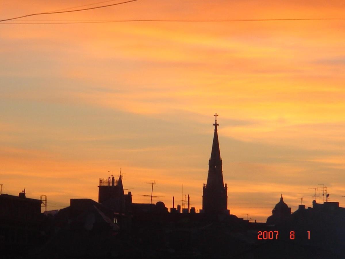 Delux 1 Bedroom Studio In City Centre Riga Exterior photo